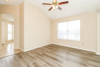 4001 Periwinkle Dr in Fort Worth, TX - Building Photo - Building Photo