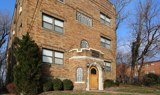 The Flats of Eden Park in Cincinnati, OH - Foto de edificio - Building Photo