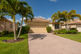 421 Sunview Way in Port St. Lucie, FL - Building Photo - Building Photo