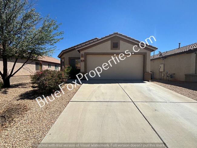 property at 7135 S Oakbank Dr