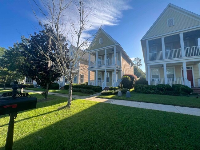 property at 3673 Longfellow Rd