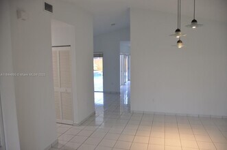 14346 SW 49th Ln in Miami, FL - Building Photo - Building Photo
