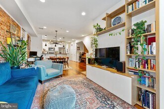 1105 Park Rd NW in Washington, DC - Building Photo - Building Photo