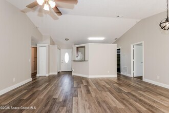 785 2nd St SW in Vero Beach, FL - Building Photo - Building Photo