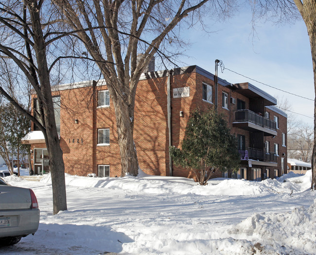 1625 Marion St in St. Paul, MN - Foto de edificio - Building Photo