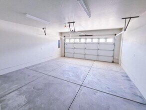 4750 Gebhard Rd in Central Point, OR - Building Photo - Building Photo