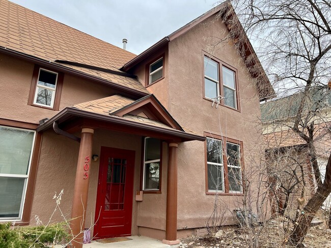 property at 505 W Lawrence St