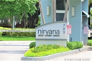 680 NE 64th St in Miami, FL - Building Photo - Building Photo