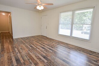 216 Bob White Dr in Clarksville, TN - Building Photo - Building Photo