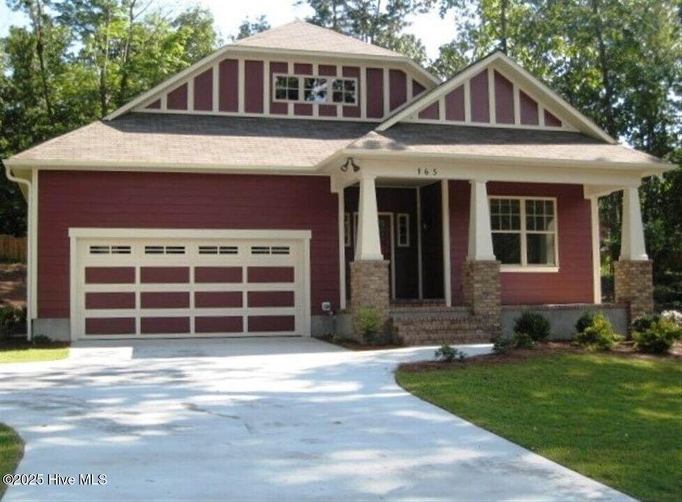 165 Devon Cir in Aberdeen, NC - Building Photo