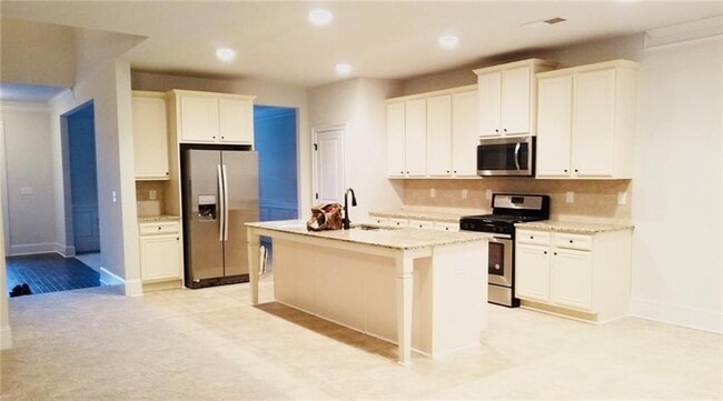 235 Broadmoor Dr in Braselton, GA - Building Photo - Building Photo