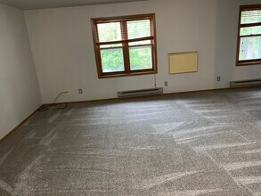 930 Iowa Ave, Unit 5 in Wisconsin Dells, WI - Building Photo - Building Photo