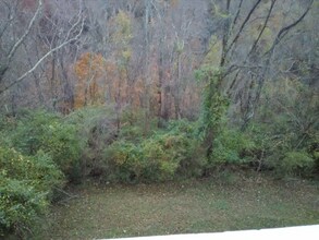 2114 Oakridge Dr in Charleston, WV - Building Photo - Building Photo