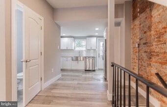 1272 S Dover St in Philadelphia, PA - Building Photo - Building Photo