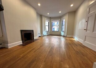 15 St Germain St in Boston, MA - Building Photo - Building Photo