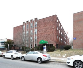 Garden Hill in Hartford, CT - Building Photo - Building Photo