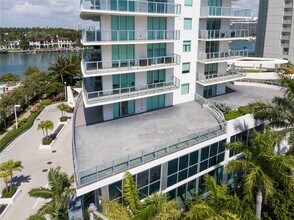 6700 Indian Creek Dr, Unit 402 in Miami Beach, FL - Building Photo - Building Photo
