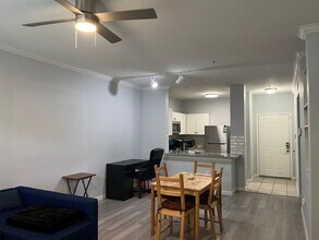 2572 Robert Trent Jones Dr in Orlando, FL - Building Photo - Building Photo