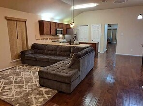 5326 Creek Ct in Garland, TX - Building Photo - Building Photo