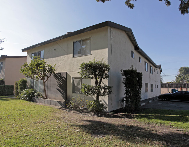 12621 Flower St in Garden Grove, CA - Building Photo - Building Photo