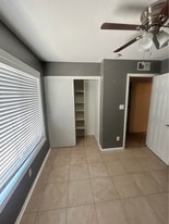 4025 E St Charles Ave in Phoenix, AZ - Building Photo