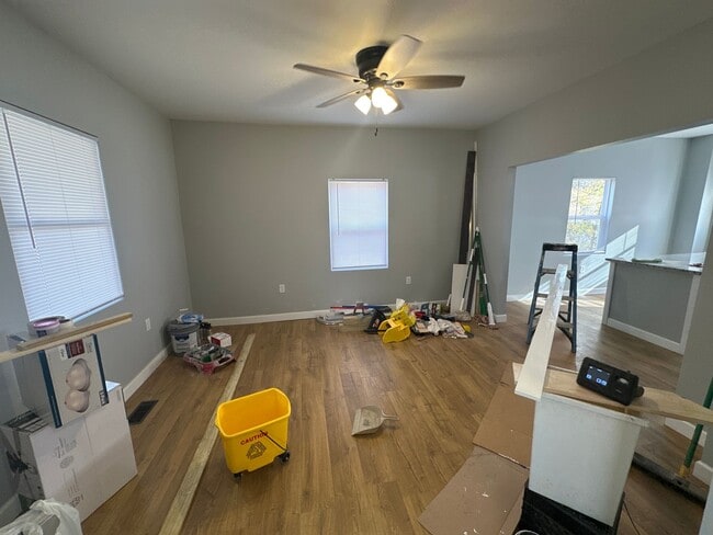 459 E Oakland Ave in Columbus, OH - Building Photo - Building Photo