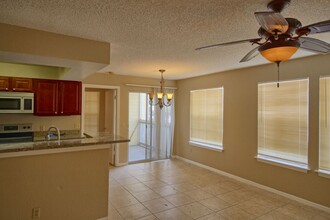 1043 S Hiawassee Rd in Orlando, FL - Building Photo - Building Photo