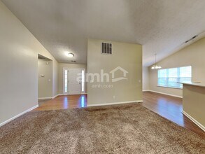 5455 Yellow Pine Dr in Mcdonough, GA - Building Photo - Building Photo