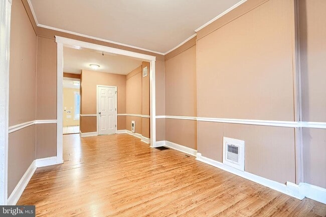 2715 E Monument St in Baltimore, MD - Building Photo - Building Photo