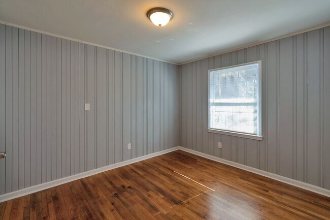 property at 2284 Beecher Rd SW