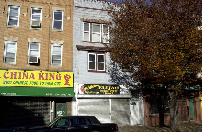 499 Martin Luther King Jr Dr