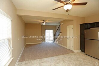 2200 Burningwood in Lee's Summit, MO - Building Photo - Building Photo