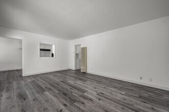 3706 Redondo Beach Blvd in Torrance, CA - Building Photo - Building Photo