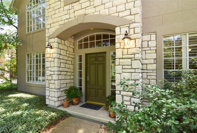 property at 6 Bayginger Pl