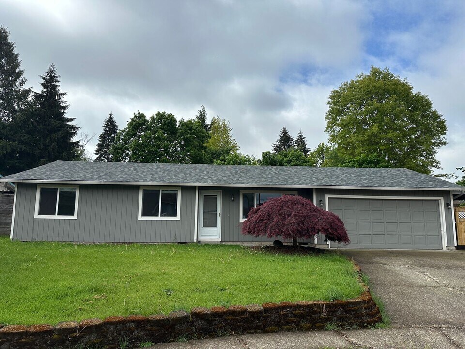 4157 Bramble Ct NE in Salem, OR - Building Photo