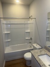 194 Nespral Dr in San Antonio, TX - Building Photo - Building Photo