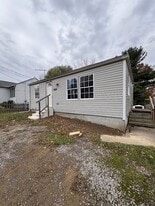 1905 Tanner Ave SW in Canton, OH - Building Photo