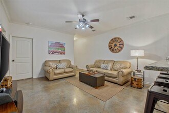 4100 Gunner Trail in College Station, TX - Building Photo - Building Photo