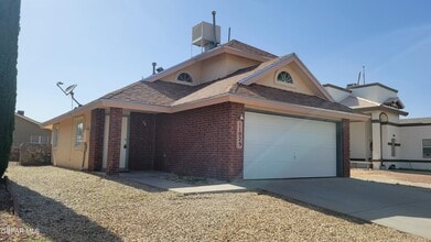 11029 Wedge Ln in El Paso, TX - Building Photo - Building Photo