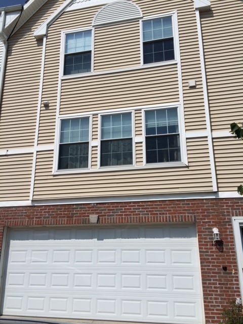 property at 1209 SE Village View Ln