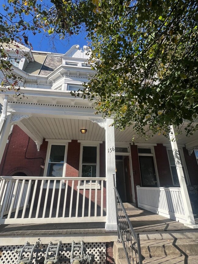 property at 156 S Richland Ave