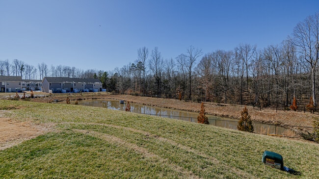 1253 Adrian Ct in Mebane, NC - Building Photo - Building Photo