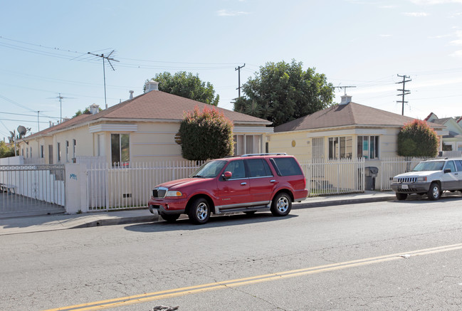 8160-8166 Seville Ave in South Gate, CA - Building Photo - Building Photo