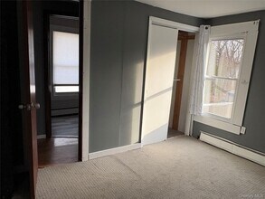 10 Glenwood Ave in Poughkeepsie, NY - Building Photo - Building Photo