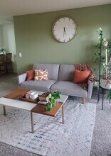 3955 Faircross Plz, Unit 67 in San Diego, CA - Building Photo - Building Photo