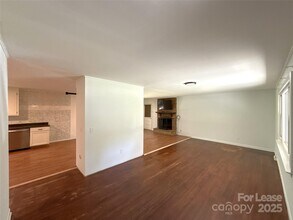 7045 Ridge Ln Rd in Charlotte, NC - Building Photo - Building Photo