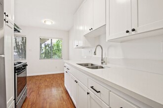 1449 Princeton St in Santa Monica, CA - Building Photo - Building Photo
