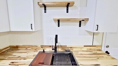 5000 3rd Ave N, Unit 2A in St. Petersburg, FL - Building Photo - Building Photo