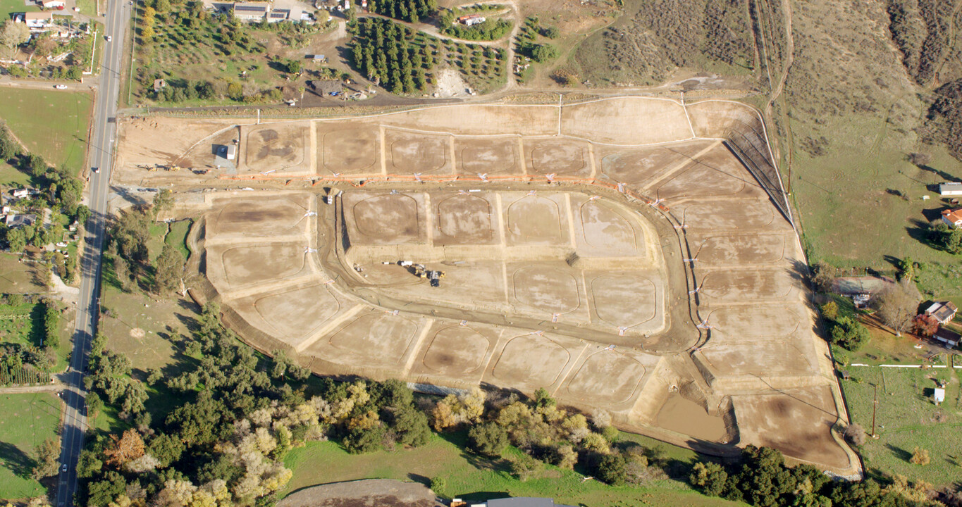 5167 Dehesa Rd in El Cajon, CA - Building Photo