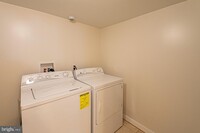 2129 Earp St photo'